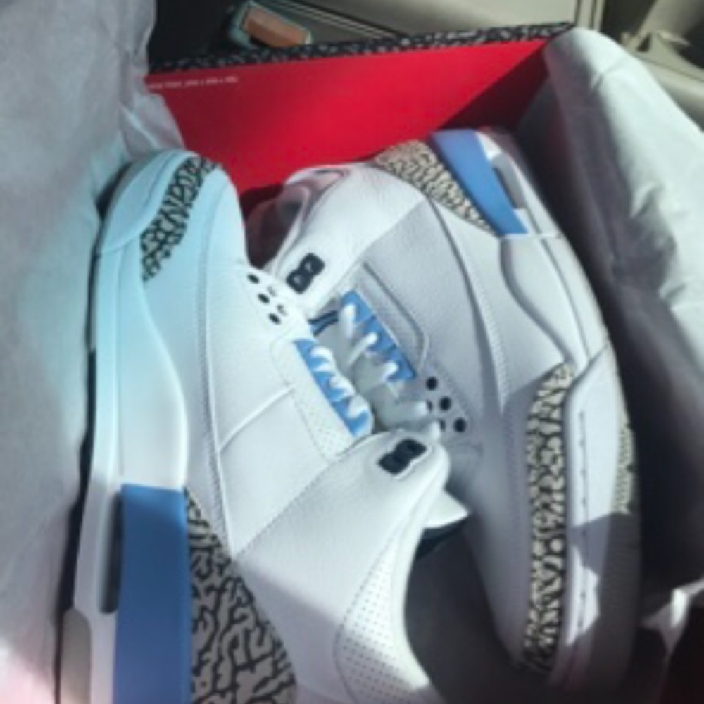 UNC 3’s With Unc SnapBack💯%Authentic Worn Once🔥